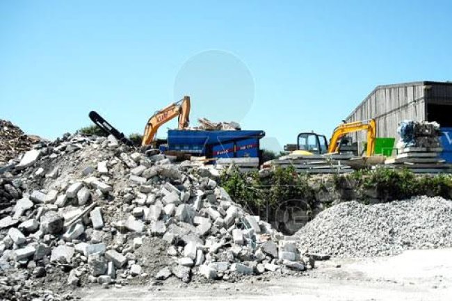 Pemanfaatan Limbah dalam Material Konstruksi