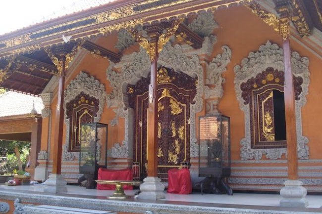 Eksplorasi Rumah Adat Bali: Keindahan dan Filosofi dalam Arsitektur