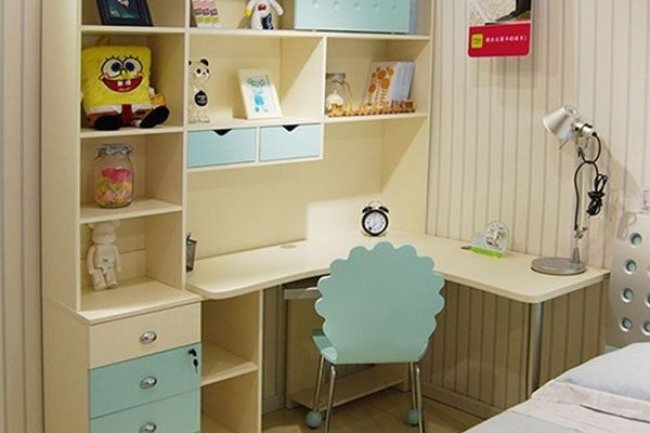 Menghadirkan Ruang Belajar di Kamar Anak