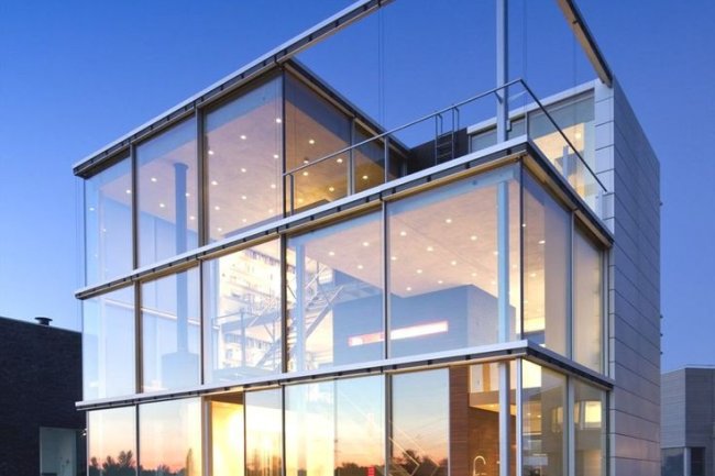 Keuntungan dan Tantangan Memiliki Rumah Kaca