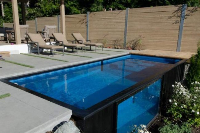 Kolam Renang Terapung: Solusi Kreatif untuk Lahan yang Sulit