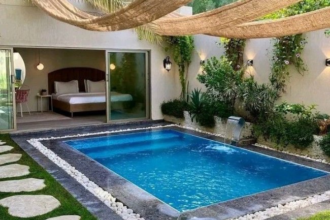 Desain Kolam Renang untuk Hotel dan Resort