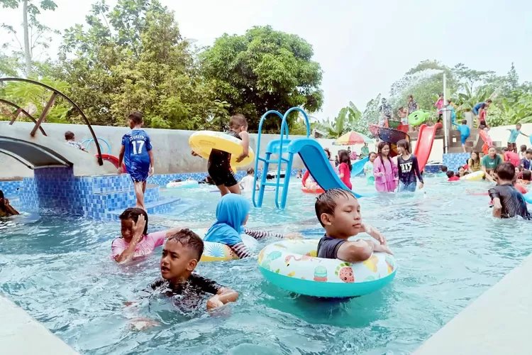 Keamanan Kolam Renang: Tips untuk Melindungi Anak-anak