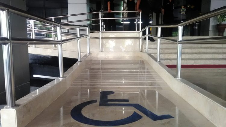 Desain Kantor yang Ramah bagi Pengguna Disabilitas