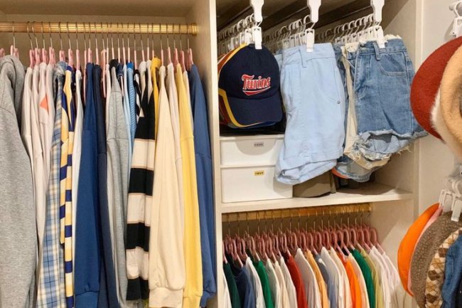 Cara Mengorganisir Lemari dengan Efisien dan Estetis