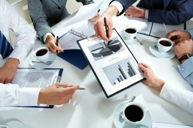 Pentingnya Evaluasi Kinerja Secara Berkala di Kantor