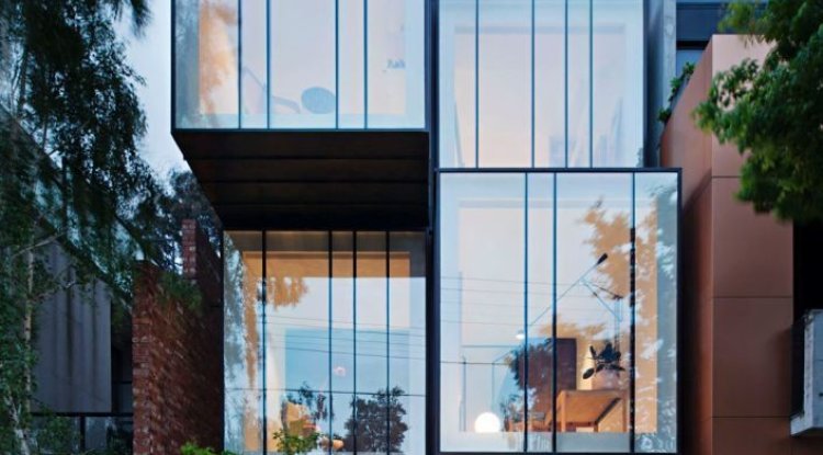 Foto penggunaan kaca dalam interior terkait manfaat penggunaan kaca dalam interior untuk estetika modern