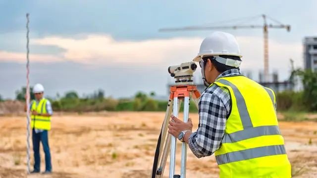 Teknik Pengukuran Topografi dalam Konstruksi