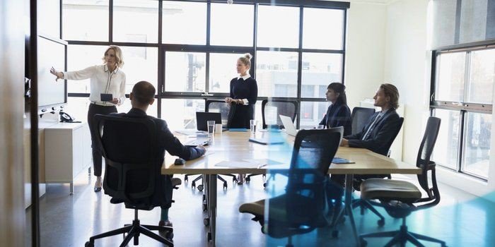 Cara Membangun Tim yang Solid di Kantor